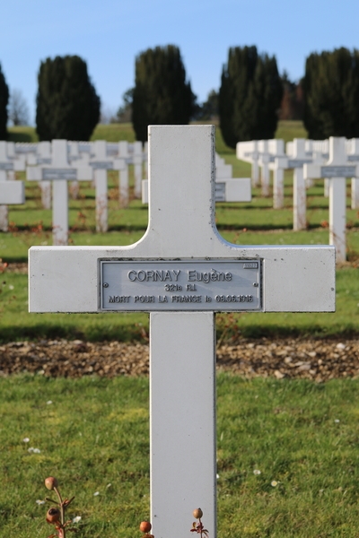 Geneanet - Necropole Nationale de Douaumont